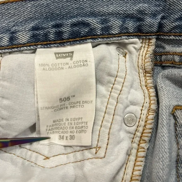 Vintage Levi’s 505 Upcycled Patchwork Distressed Denim Jeans Size 34 - Picture 13 of 15